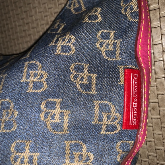 Dooney& Bourke - Picture 6 of 12
